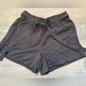 George Women's black tie waist cargo short
